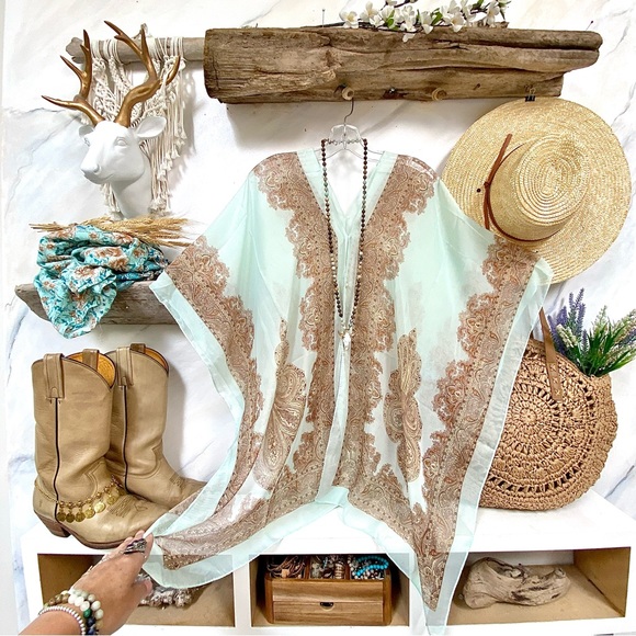 Breezy Gypsy/hippy boho CAFTAN/Cape/poncho bikini cover sheer & multifunctional - Picture 3 of 15